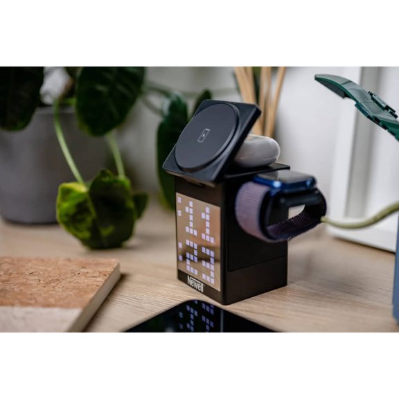 Newell induOne MagPlay vezeték nélküli töltőállomás, MagSafe, Bluetooth hangszóró, RGB kijelző, fekete