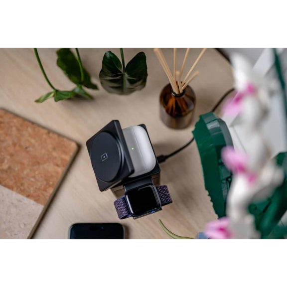 Newell induOne MagPlay vezeték nélküli töltőállomás, MagSafe, Bluetooth hangszóró, RGB kijelző, fekete