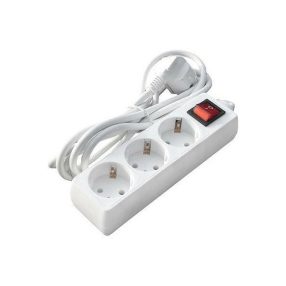   BLACKBIRD Hálózati elosztó 1.5m 3xSCHUKO 16/A/250V/3500W + kapcsoló, Fehér
