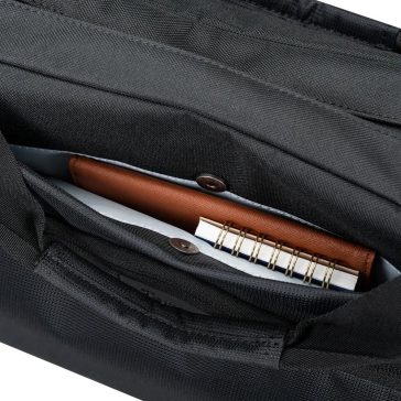   Targus Classic EcoSmart Briefcase notebook táska 17-18", lopásgátló cipzár, fekete