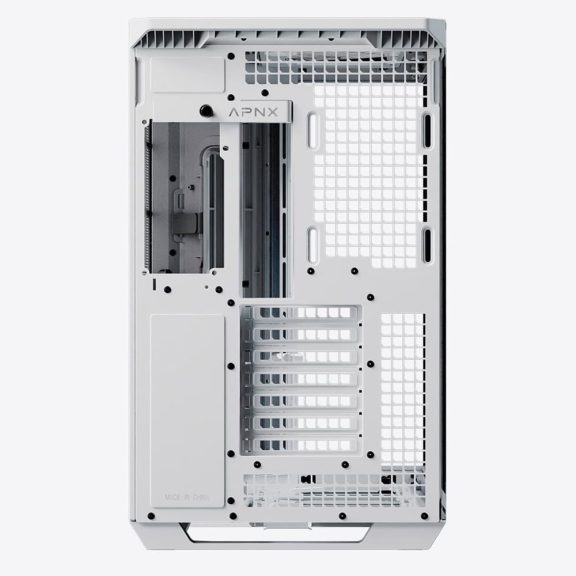 APNX V1 fehér-fa mid-tower ház panorámás edzett üveg oldallappal és 45°-os szögű légbeömlővel.