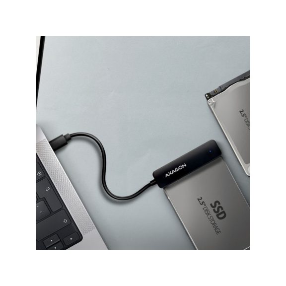 Átalakító Axagon USB3.2 Type-c to 2.5" Sata+táp Fekete