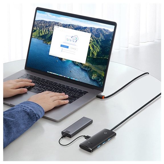 Baseus Lite 4-Port USB Type-A HUB dokkoló állomás, 2m, fekete